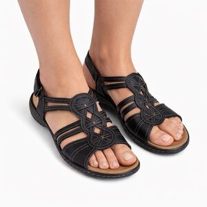 Clarks Collection Black Leather Comfort Sandals Strappy Slingback Size 9.5